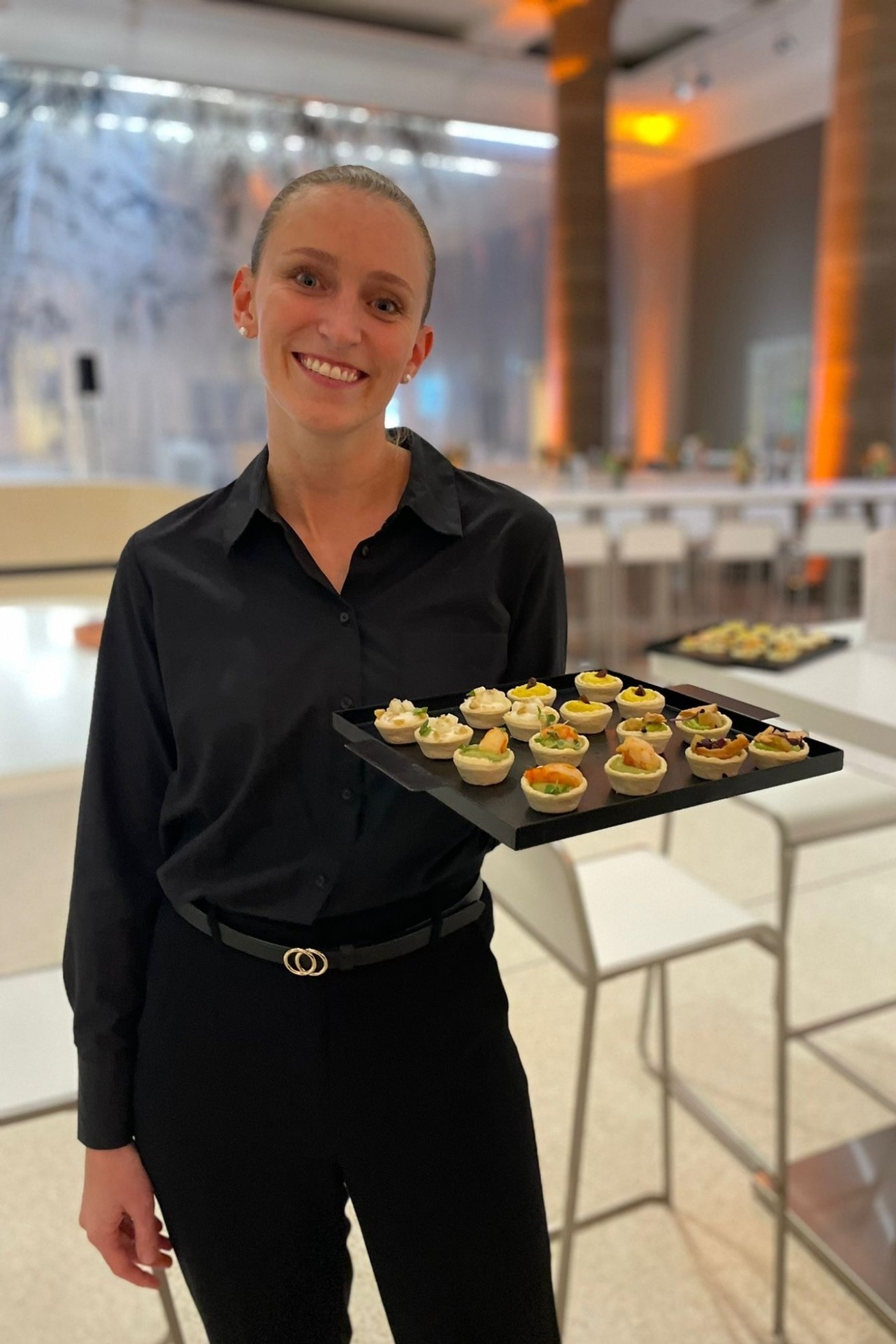 VIP Waiter Service 2